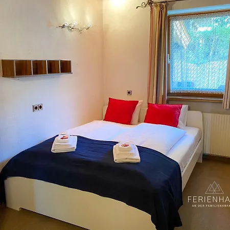 Ferienwohnung An Der Familienabfahrt Brixen im Thale Buitenkant foto